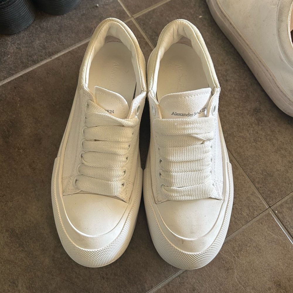 Alexander McQueen white sneaker